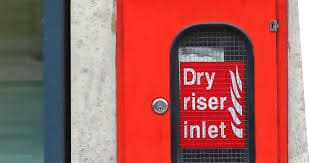 Dry risers in office buildings - office fire safety