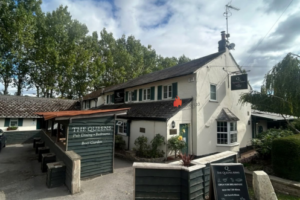 Image of the Queens Arms Pub and Accommodation